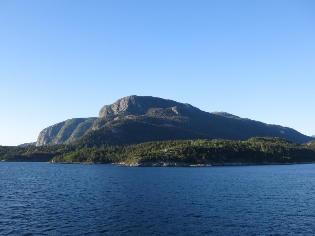 Hurtigruten_2015-06-27_20-23